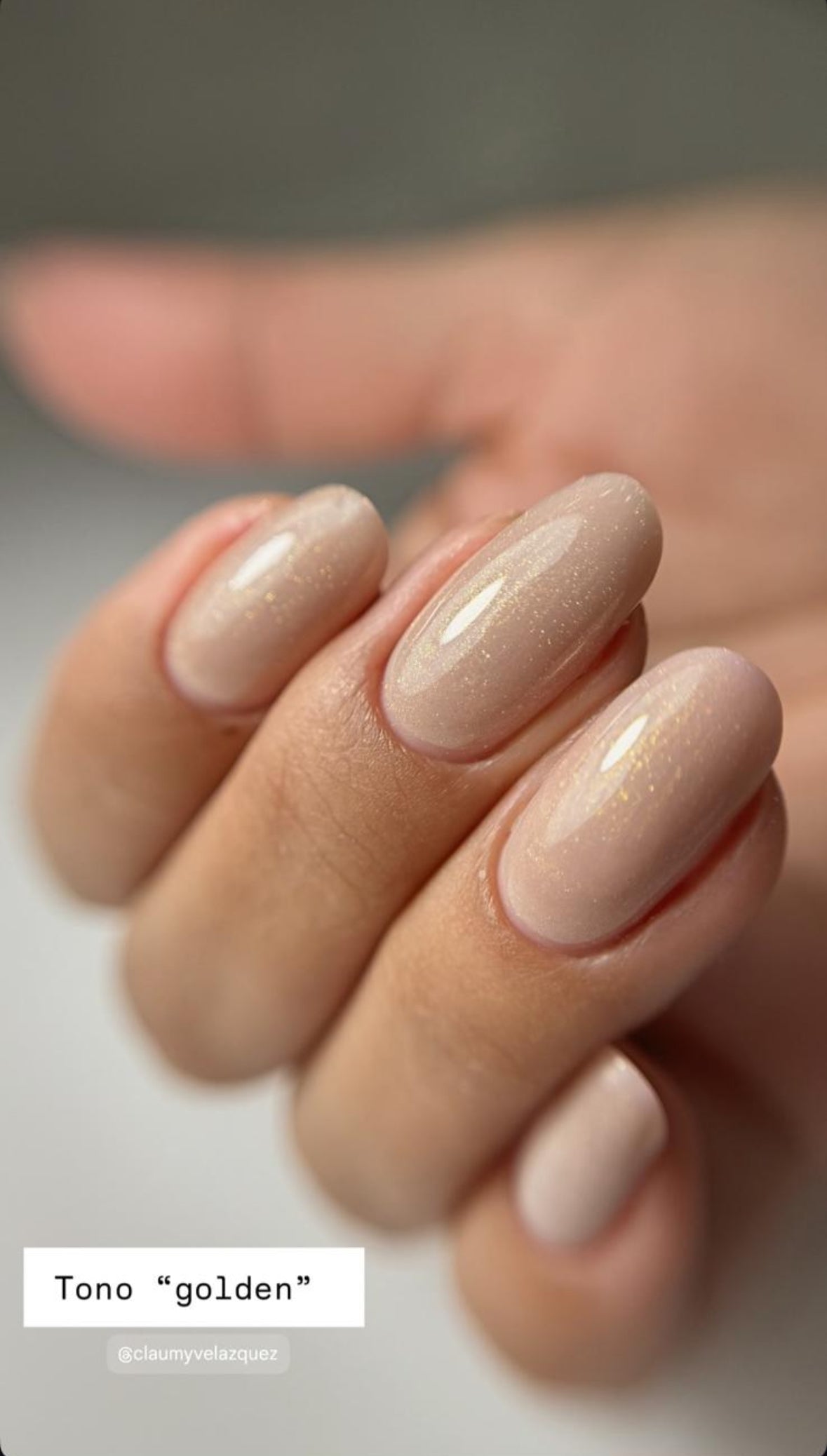 Base Diamond Golden 15 ml · Oro 24 K micro-glitter autonivelante