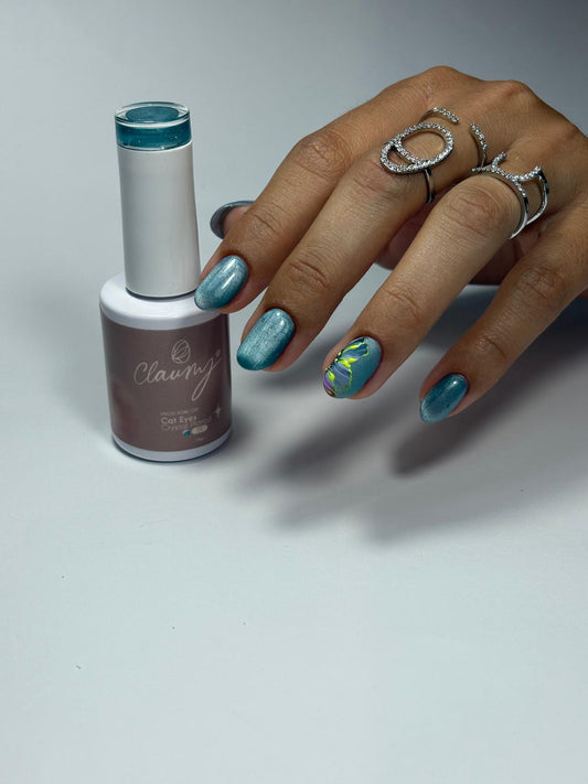 Esmalte Ojo de gato crystal plated número  09
