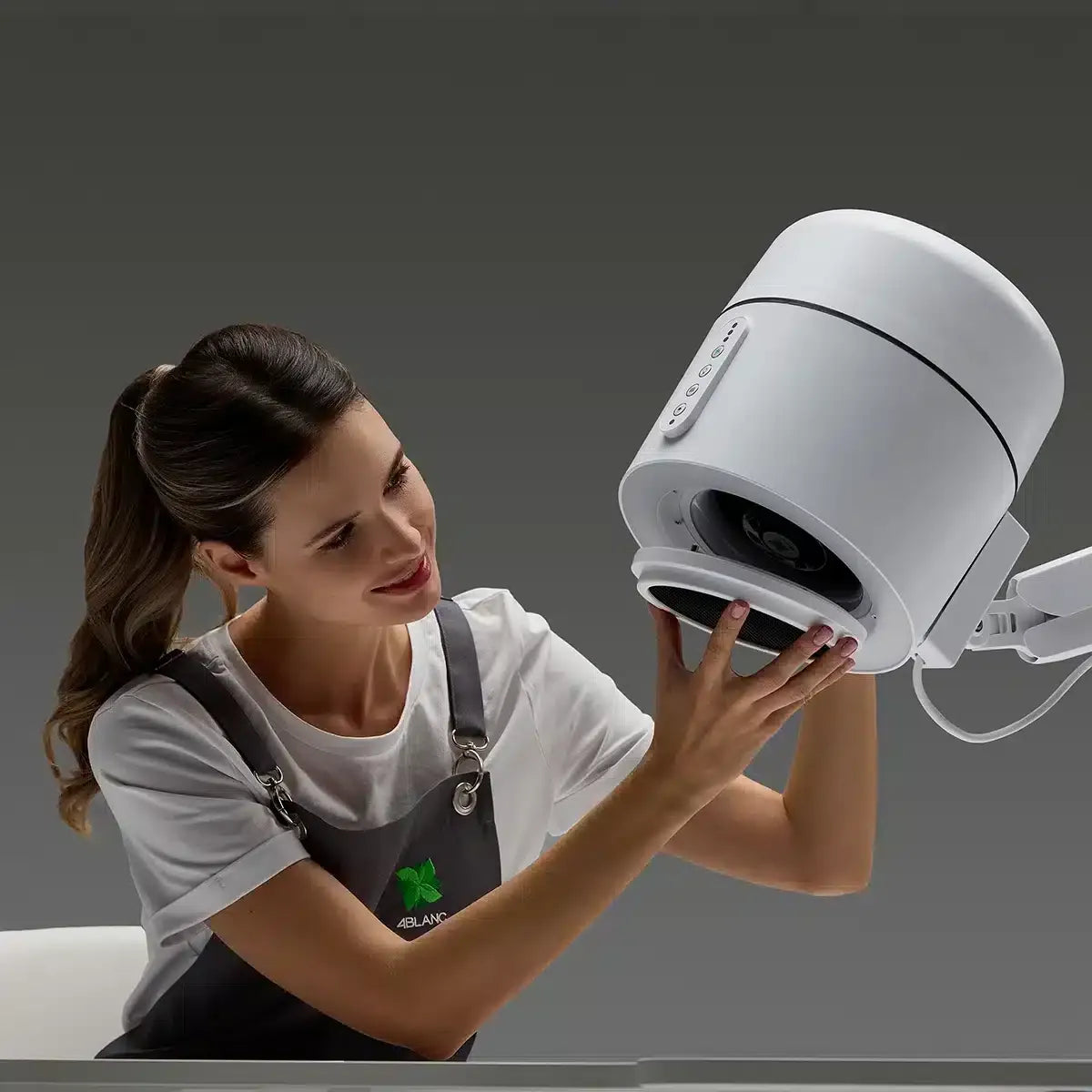 💨 Extractor Profesional con Luz LED y Desinfección UV – Potencia, Precisión y Seguridad en un Solo Equipo